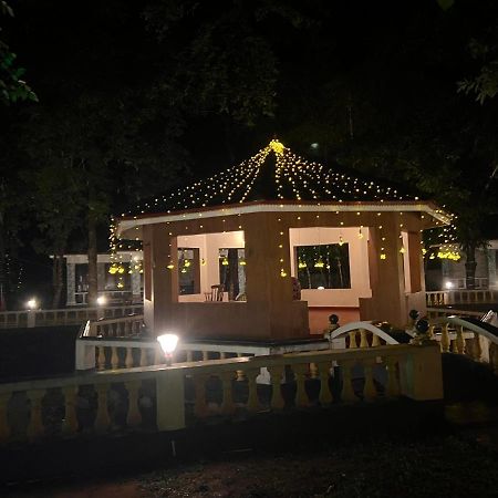 Surya Eco And Wedding Resort Thrissur Exterior photo